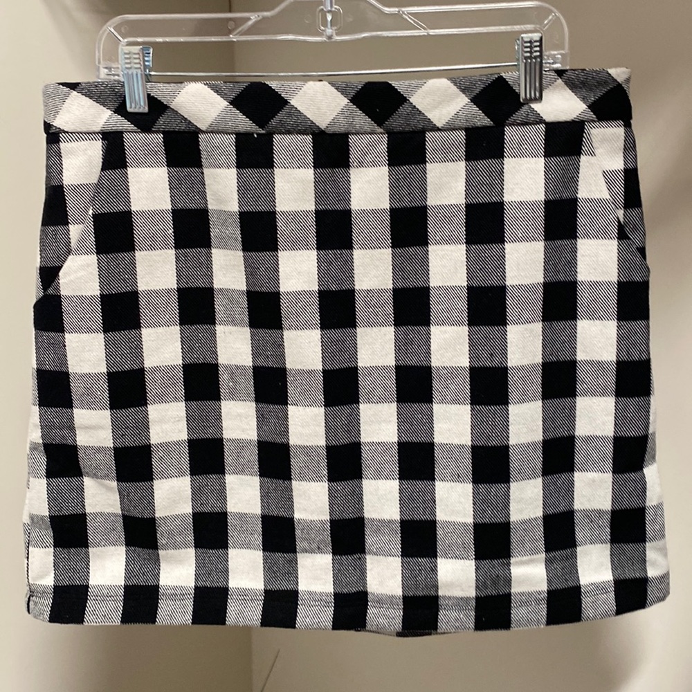 Skirt is too big for me and would love it to have a wonderful home.